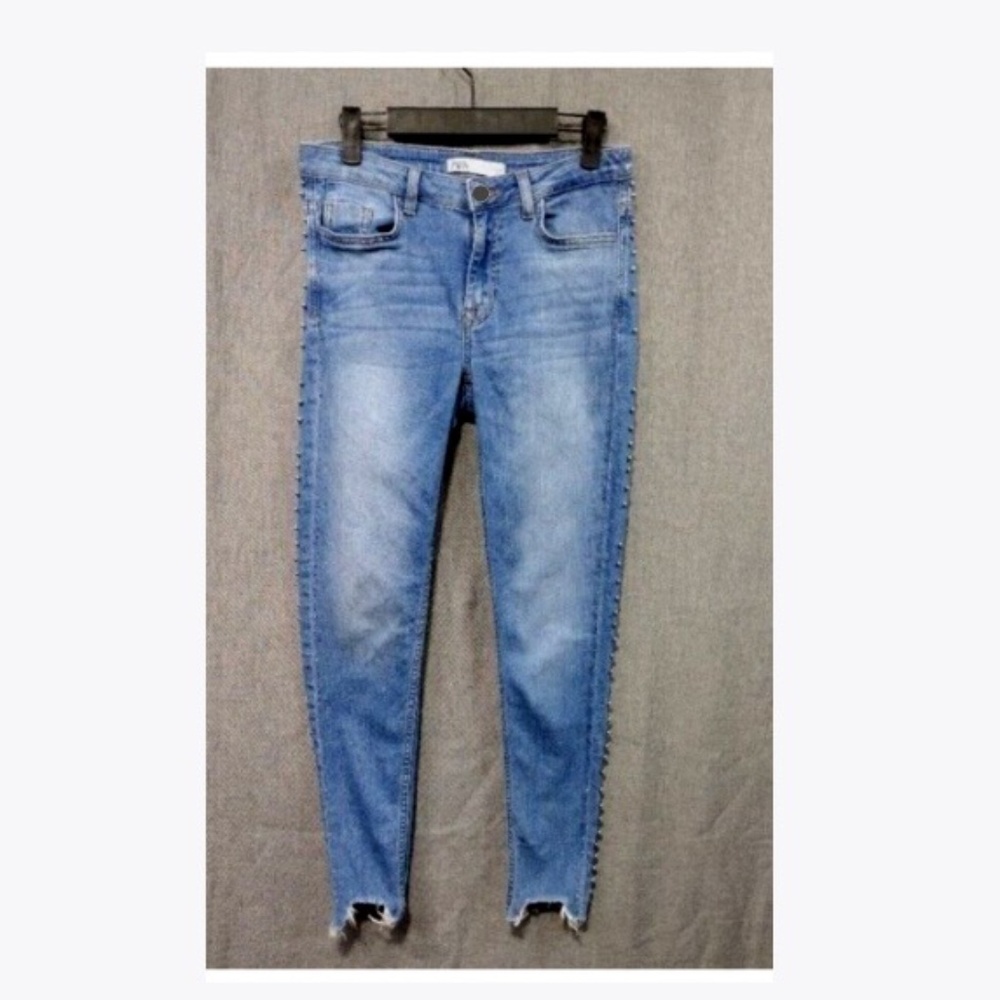 Zara Womens Embellished High Rise Shark Bite Hem Skinny Jeans